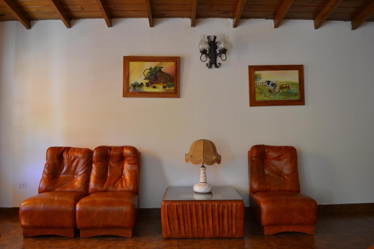 Hotel La Terraza Villa Gesell Esterno foto